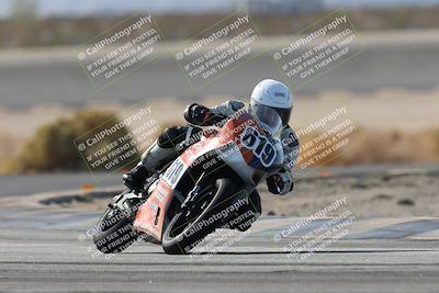 media/Nov-16-2025-Race Pace (Sun) [[8c5fa54630]]/Non Verified Riders (1st 20 Minutes)/1-Turn 14 (10am)/